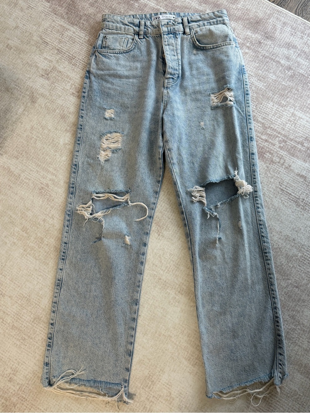 Zara Distressed Light Blue Women's Jeans
